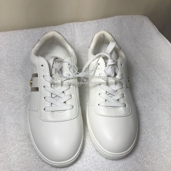 Michael Kors  Faux Leather MK Logo Print White Sneakers Shoes Youth size 4 - Picture 3 of 9